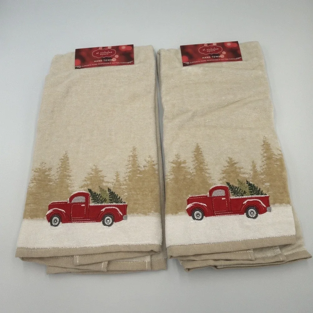 St Nicholas Square Holiday Truck Hand Towel -NEW Set Of 2